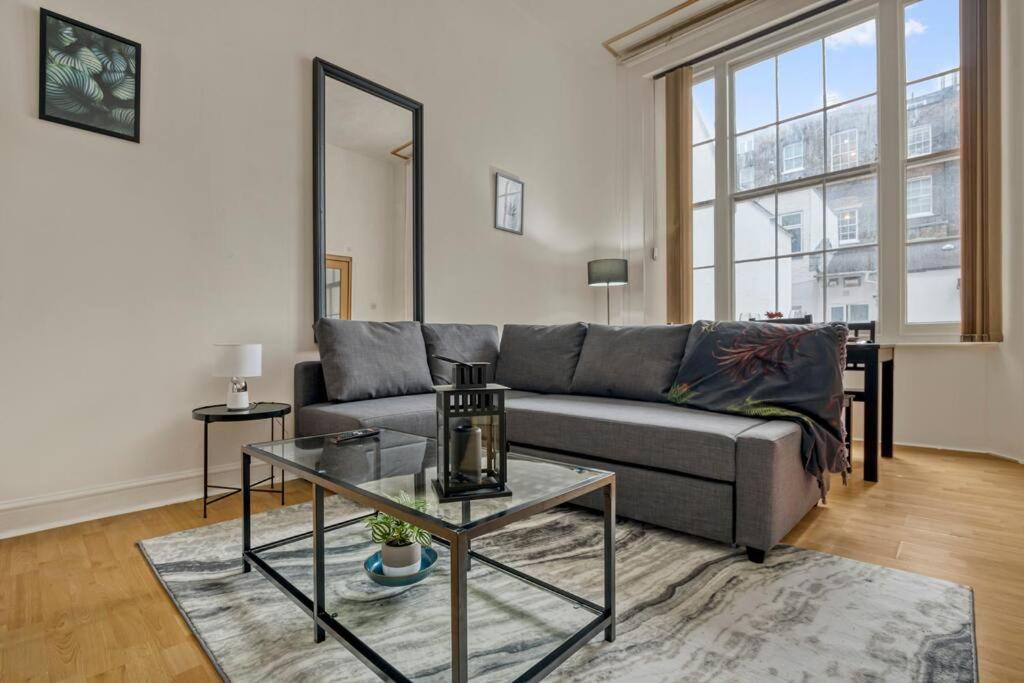 Cosy 2Br Retreat Near Paddington Station Apartment ลอนดอน ภายนอก รูปภาพ