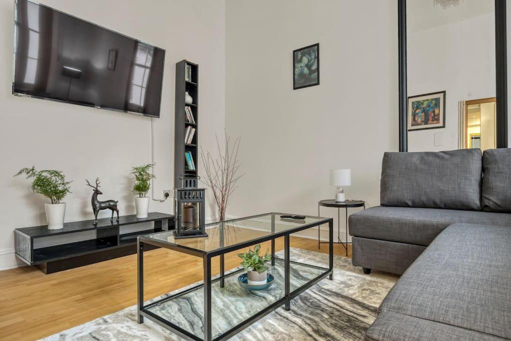 Cosy 2Br Retreat Near Paddington Station Apartment ลอนดอน ภายนอก รูปภาพ