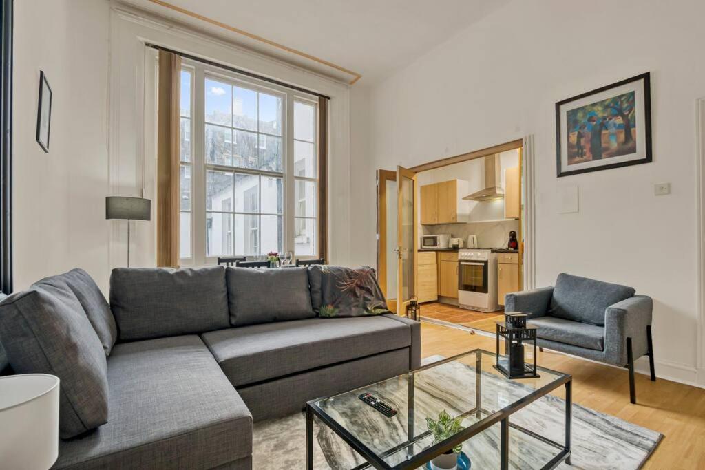 Cosy 2Br Retreat Near Paddington Station Apartment ลอนดอน ภายนอก รูปภาพ