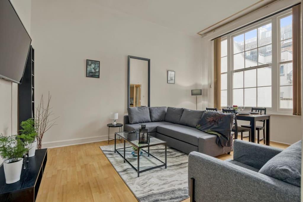 Cosy 2Br Retreat Near Paddington Station Apartment ลอนดอน ภายนอก รูปภาพ